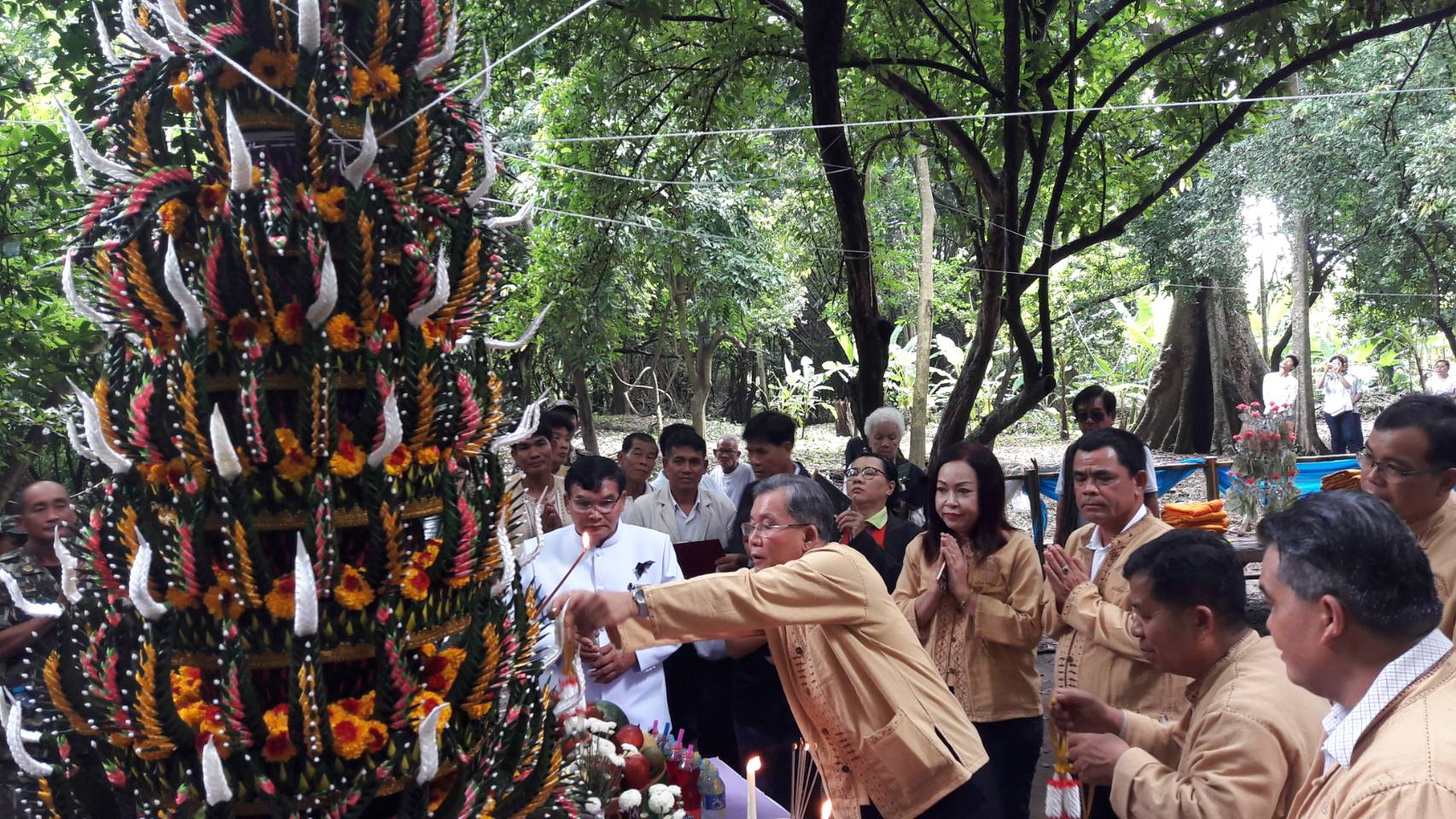 พิธีบายศรีต้นไม้ใหญ่