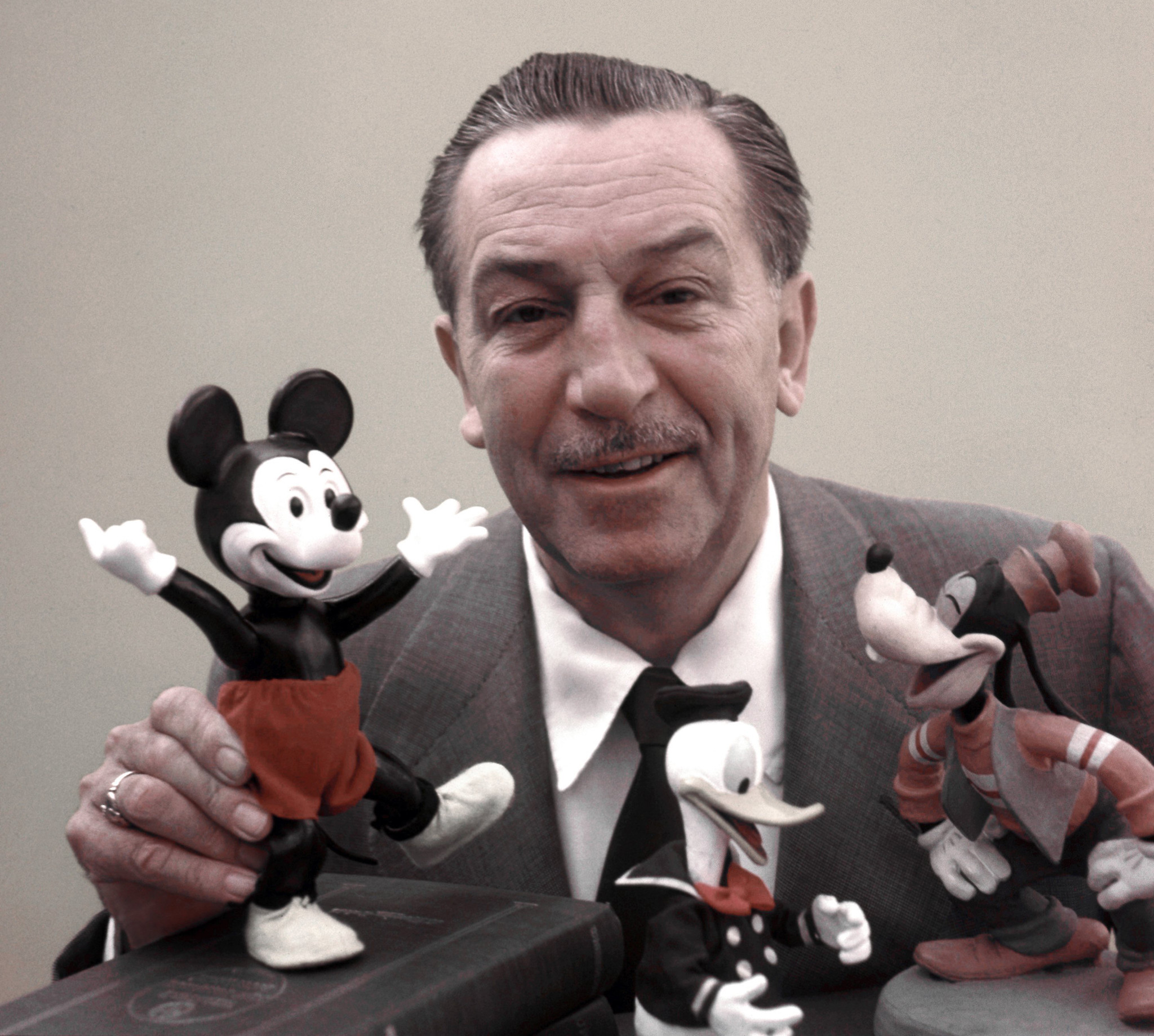 วอลท์ ดิสนีย์ (Walt Disney) คนดังที่เคยล้มเหลว