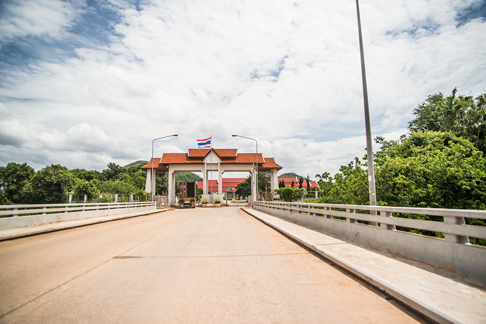 สะพานมิตรภาพน้ำเหืองไทย-ลาว