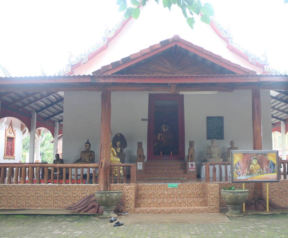 อุโบสถที่ตั้งองค์พระใหญ่อำเภอด่านซ้ายจังหวัดเลย